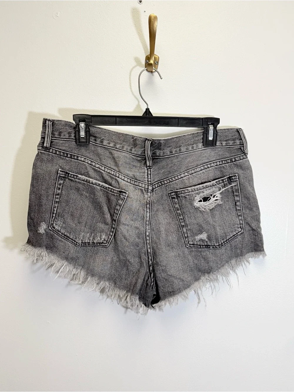 Free People We The Free Good Vibrations Cut-Off Shorts Sulphur Black 29